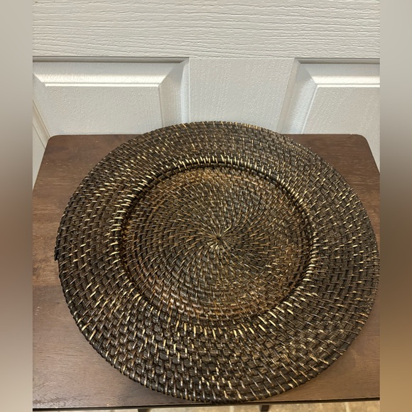 Rattan Charger Plates A Set of 4 - Picture 8 of 12
